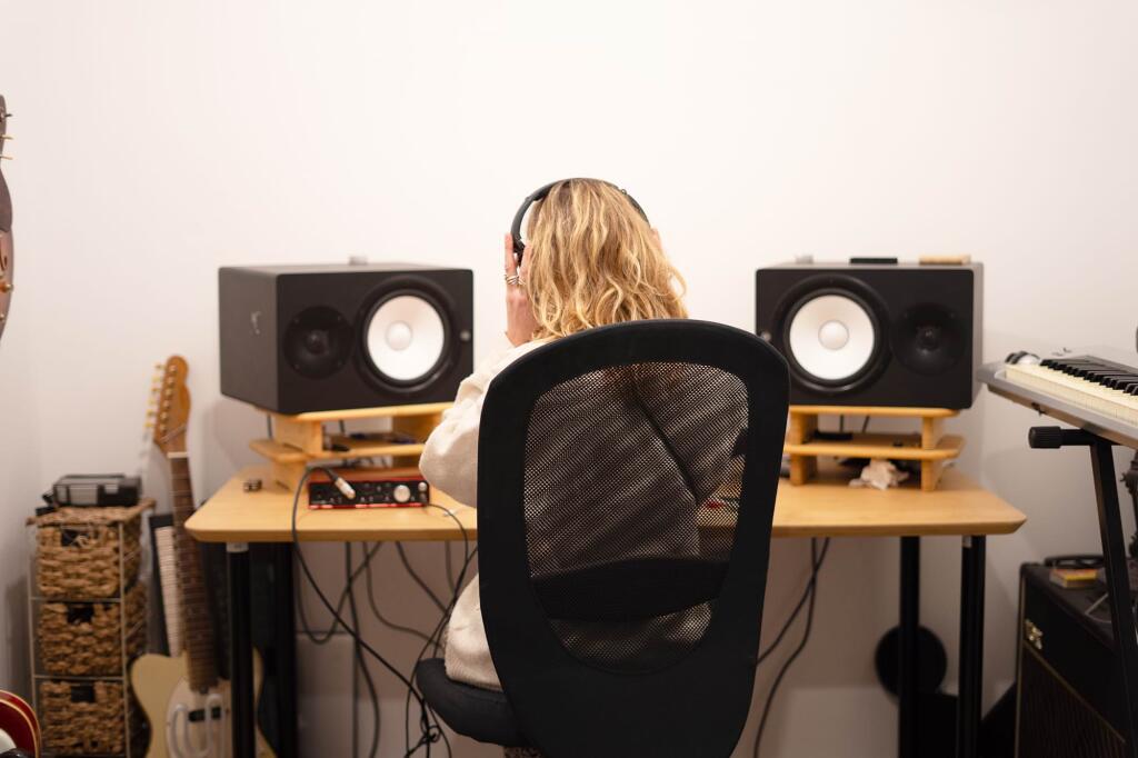Music Studio 05