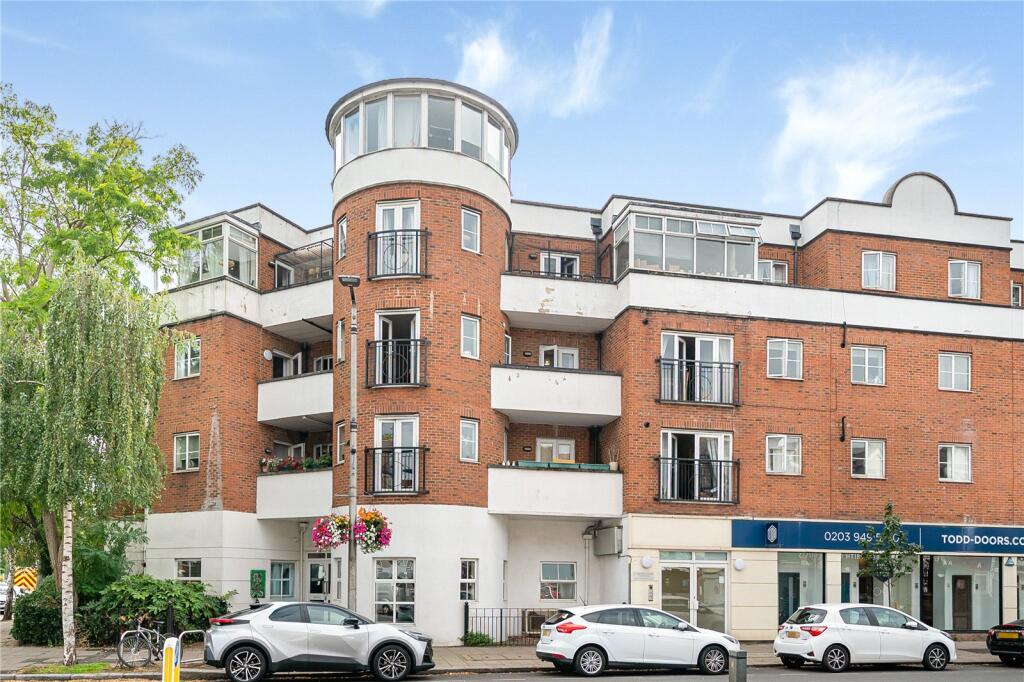 Apartment in London, Strawberry Hill