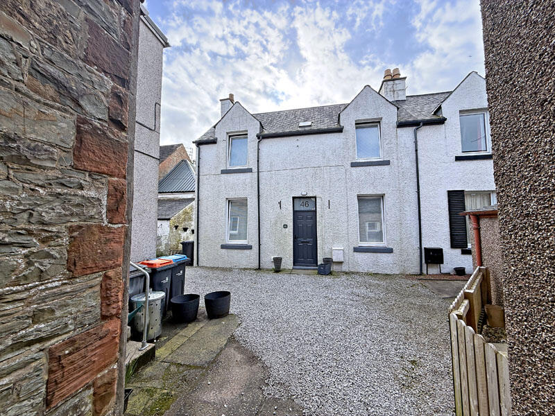 Main image of property: 46 Academy Street, Castle Douglas, DG7 1EB