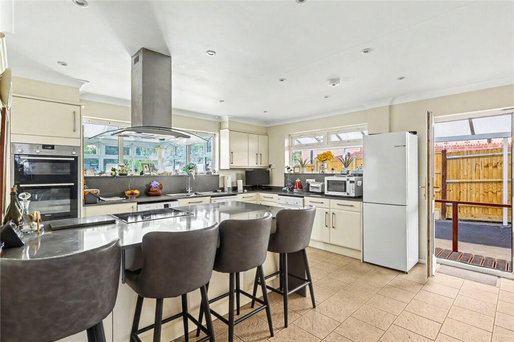 House in Knebworth - View 3