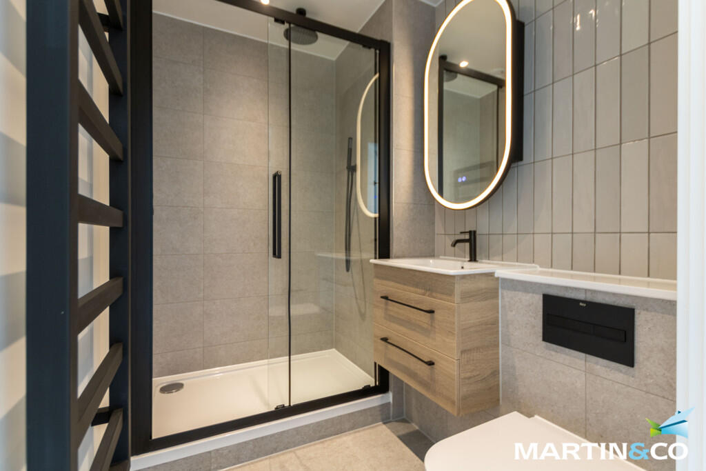 Apartment in Birmingham, Vauxhall - View 6