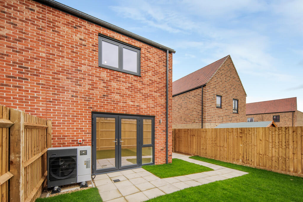 House in Cambridge - View 2