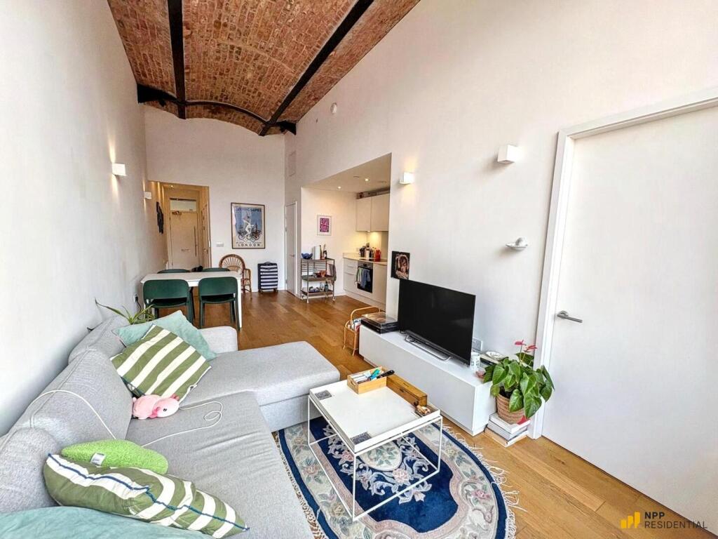 Apartment in Stockport - View 3