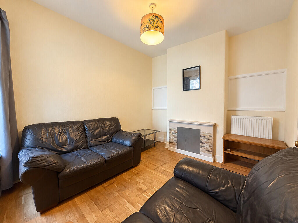 House in Portsmouth - View 4