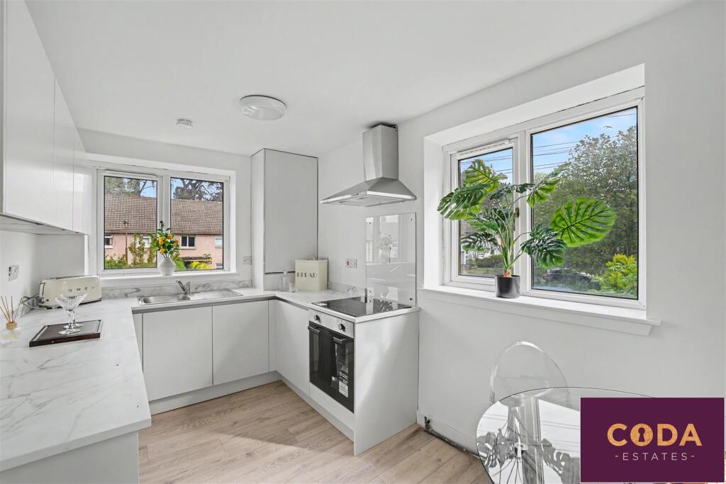 Apartment in Edinburgh, Clermiston - View 3