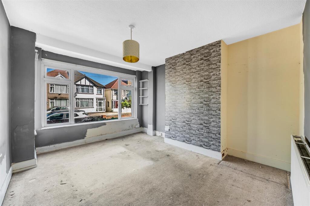 House in London - View 5