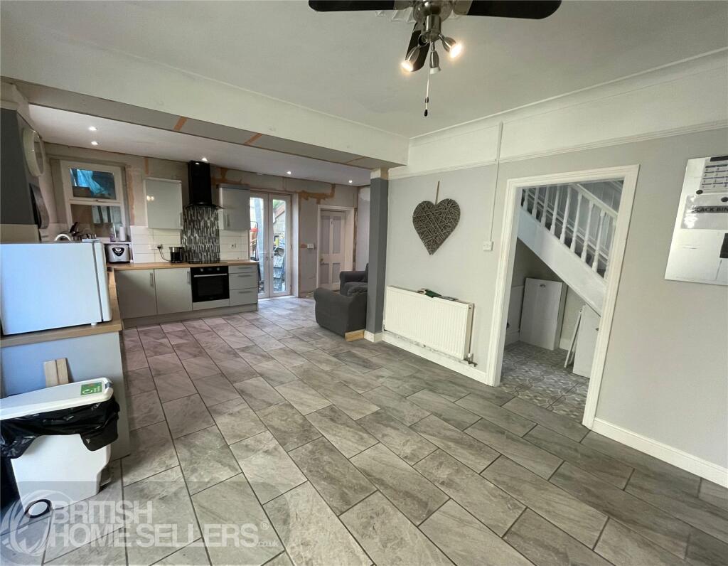 House in Ventnor, Lowtherville - View 4