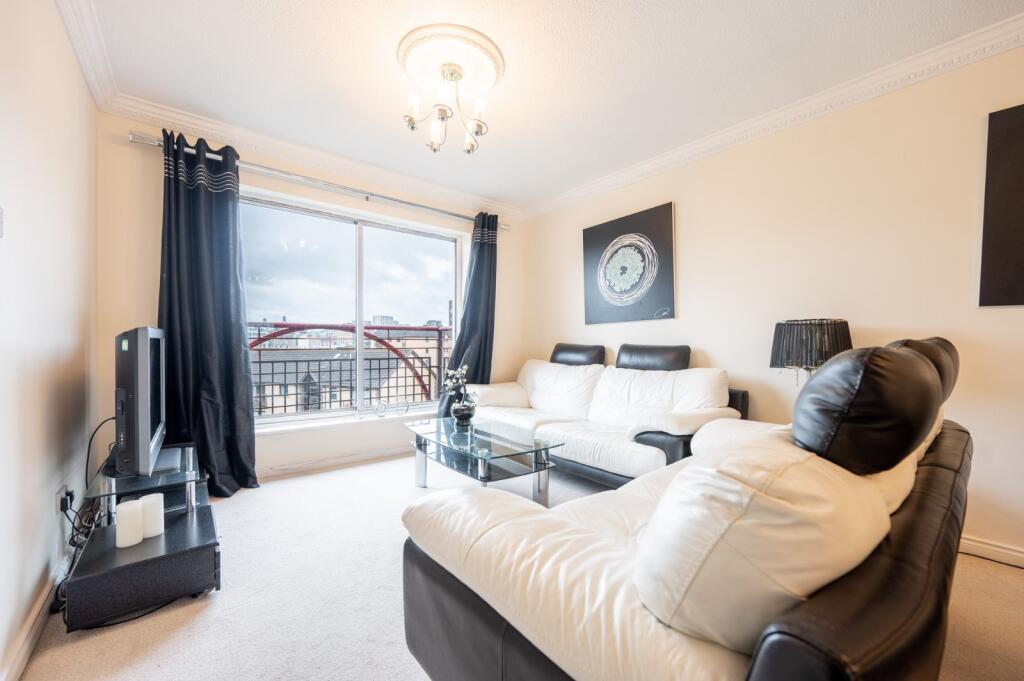 Apartment in Glasgow, The Waterfront, Kingston - View 2