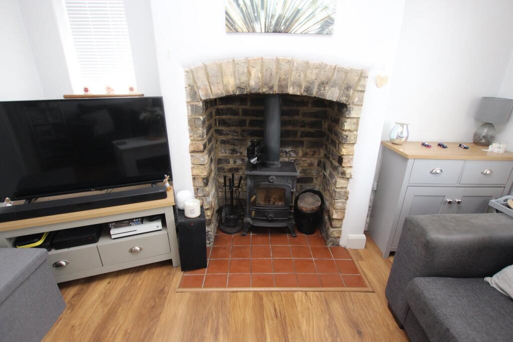 The Leys, Langford, Biggleswade, SG18 photo 4