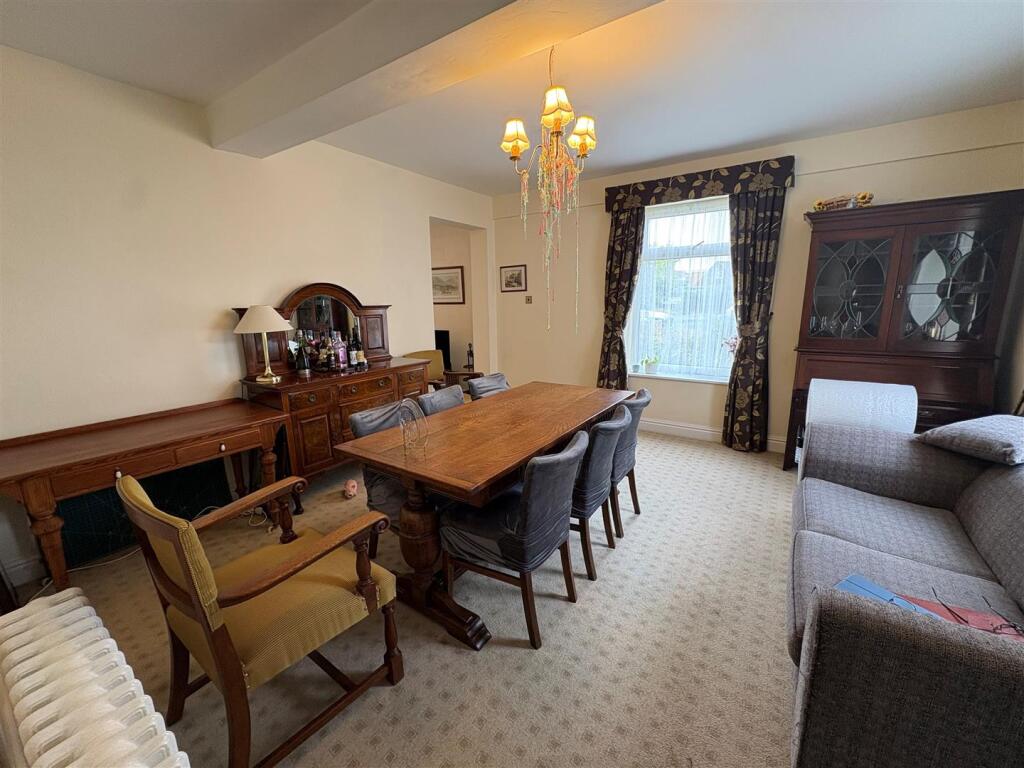 House in Kirklees, Beggarington - View 4