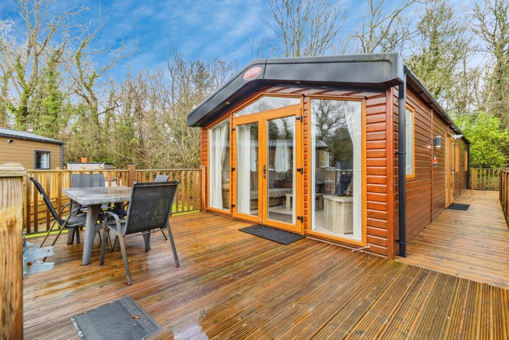 Main image of property: Chudleigh, Newton Abbot, Devon, TQ13