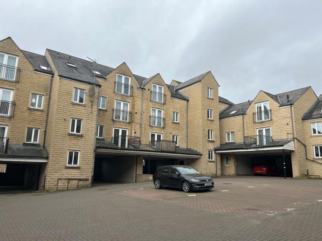 Main image of property: 27 Winchester Court, West View, Boothtown, Halifax, West Yorkshire, HX3 6PG