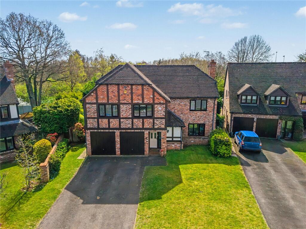5-bed detached on Westwood Close, Droitwich Spa, Worcestershire, WR9, £650,000