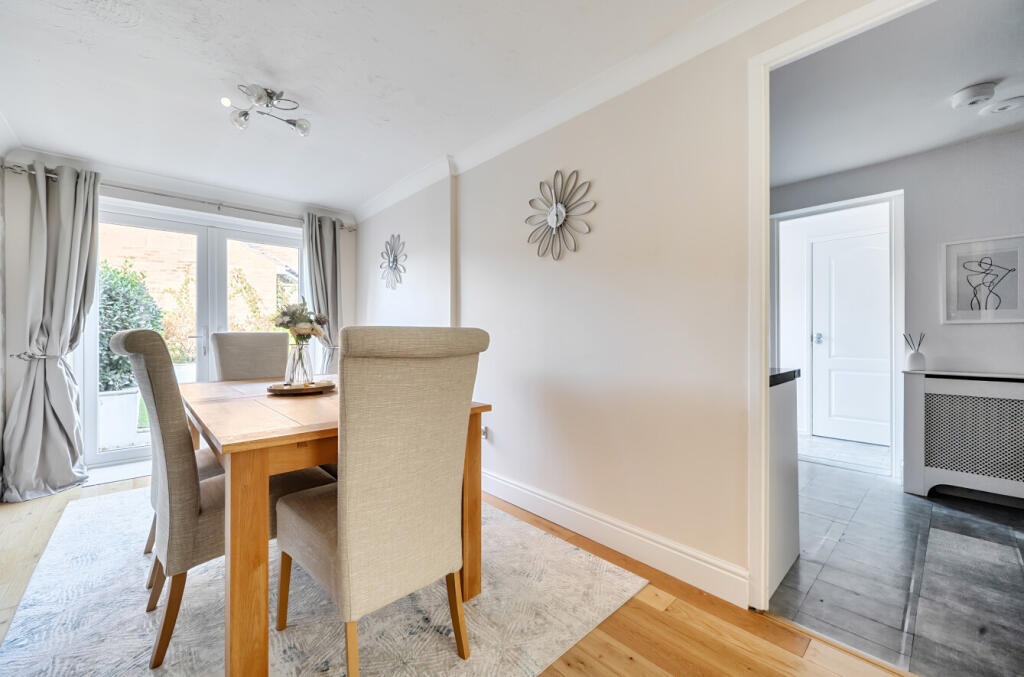 House in Binfield, Temple Park - More