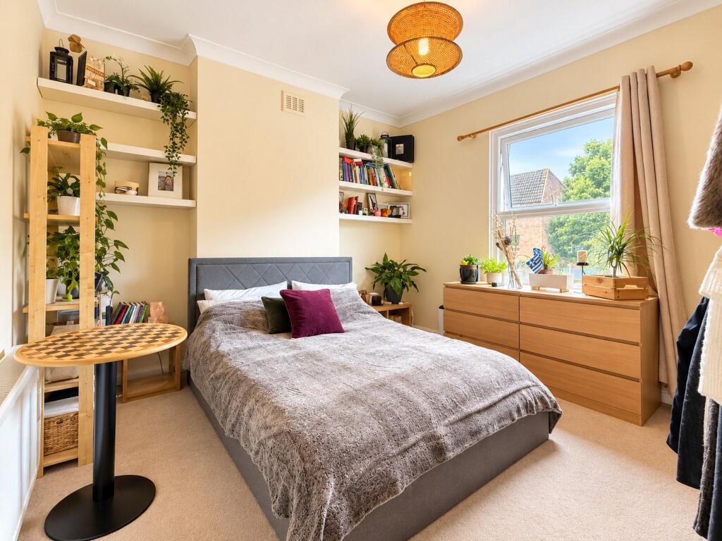 Apartment in London - View 5