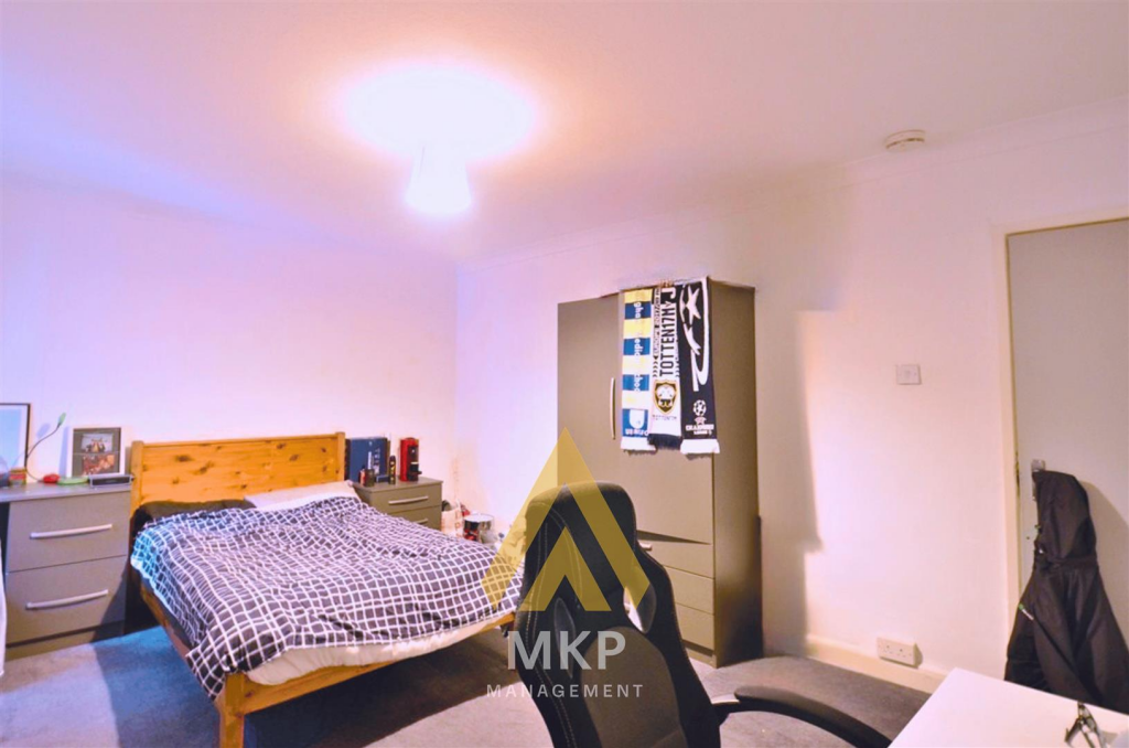 1 bedroom detached house for rent