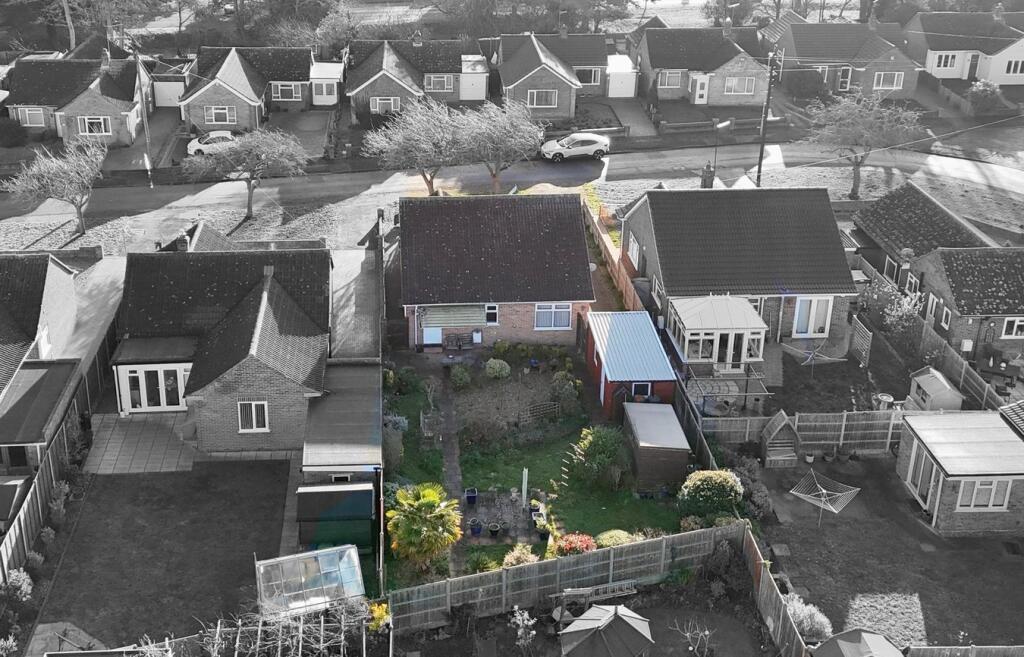 Arundel Road, Hartford, Huntingdon, PE29 photo 2