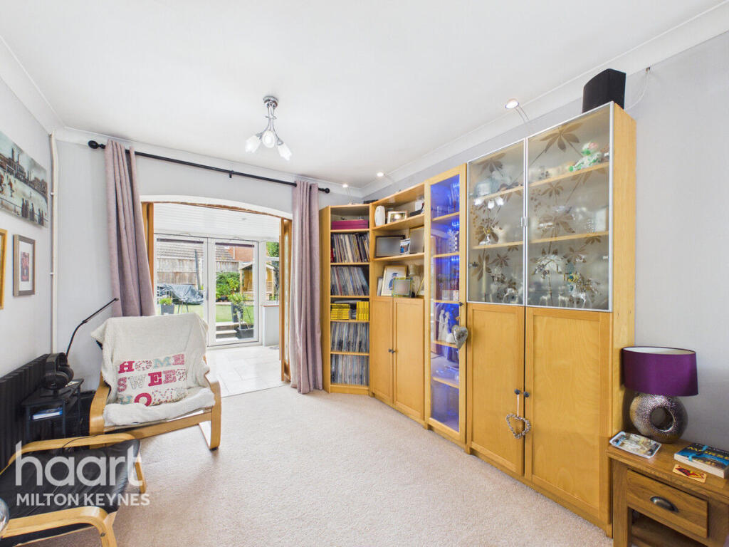 House in Milton Keynes - View 3