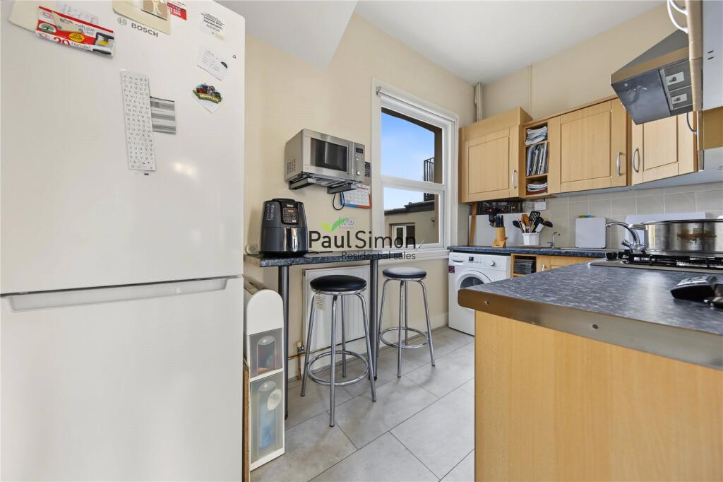 Apartment in London - View 5