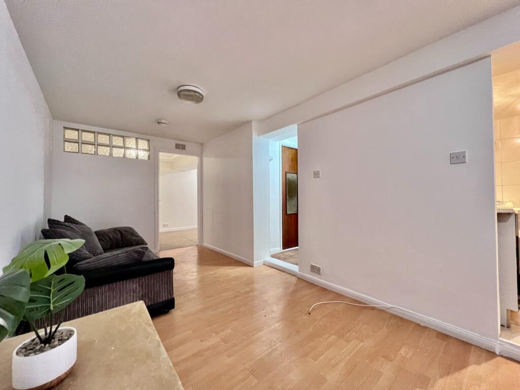 Main image of property: Park Lane, Wembley, Greater London, HA9