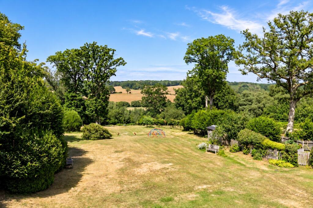 House in Rother, Etchingham - View 2