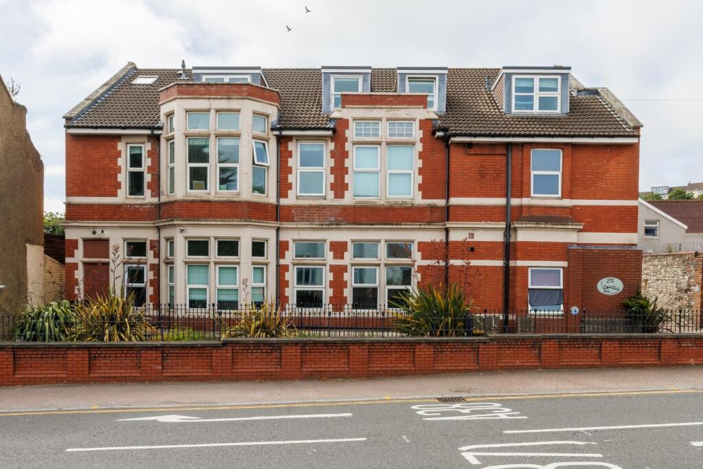 Apartment in Bristol, Bedminster - View 2