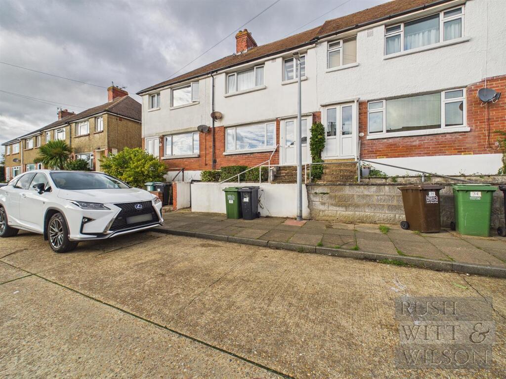 3-bed terraced on Claremont Road, Bexhill-On-Sea, £235,000