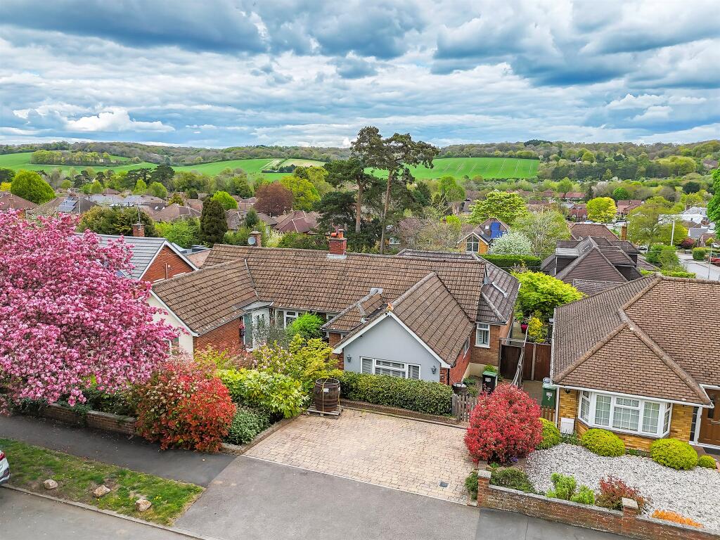 Main image of property: St. Marys Avenue, Northchurch, Berkhamsted