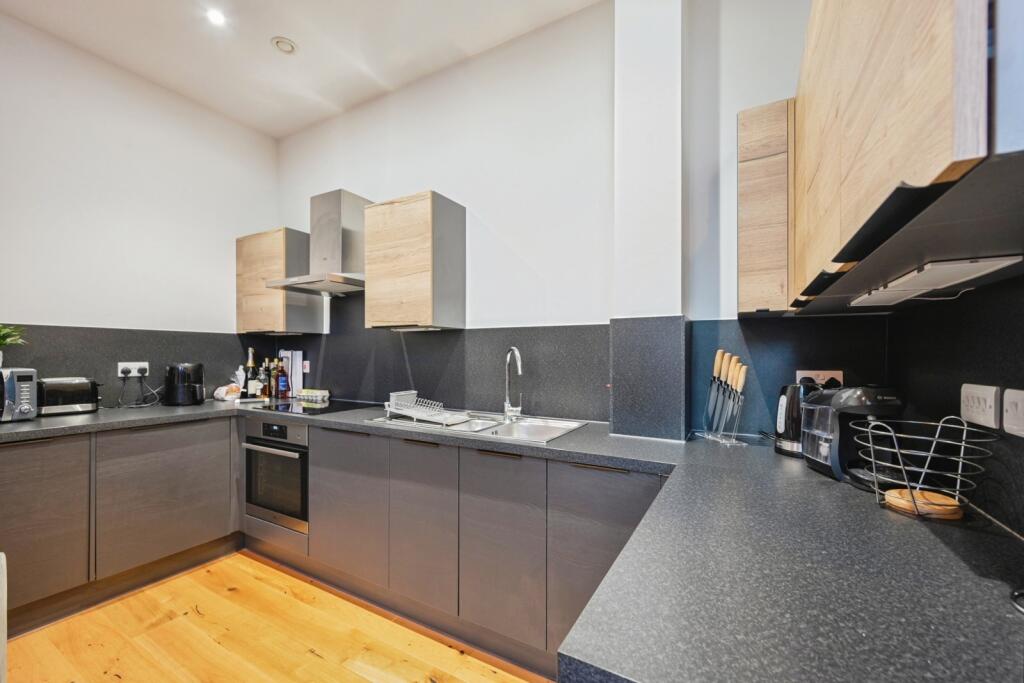 Additional image 5 of Tolson Court, Fazeley, Tamworth, Staffordshire, B78