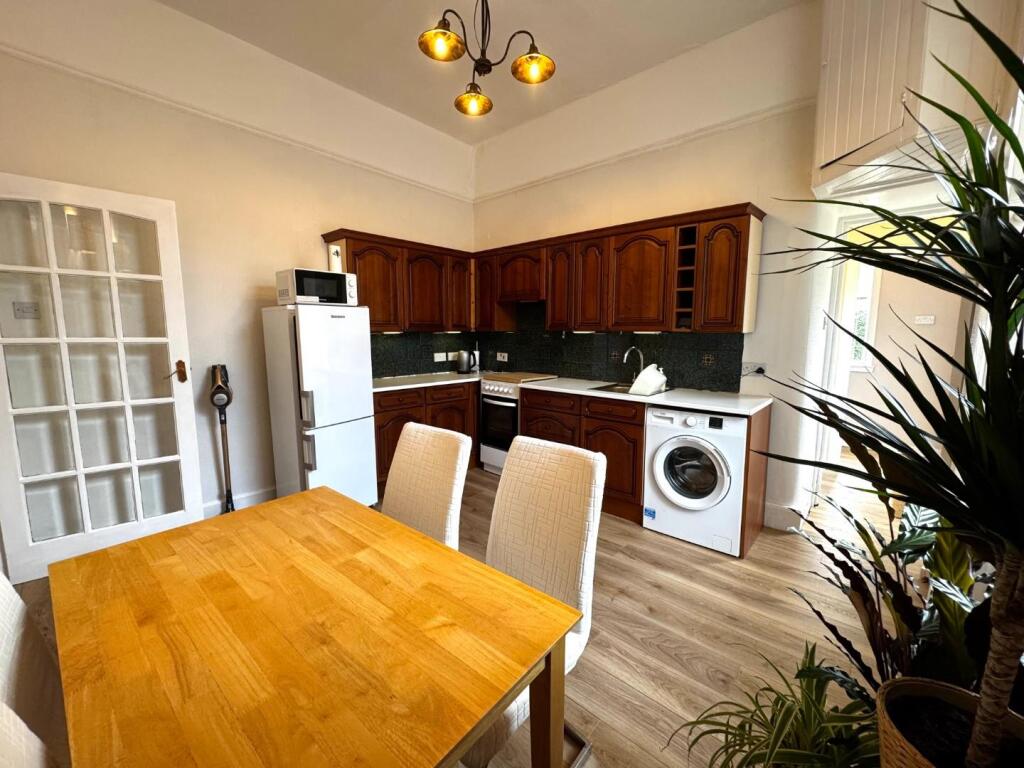 Apartment in Kilmarnock - View 4