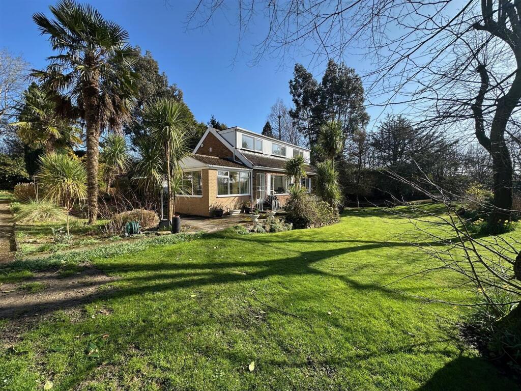 Additional image 18 of Woodside Road, Wyke, Bradford