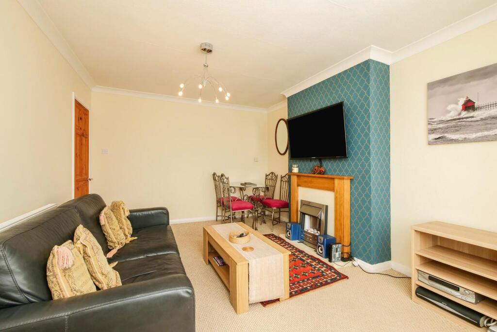House in York - View 3