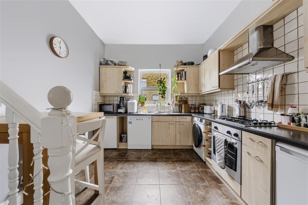 Apartment in London - View 4