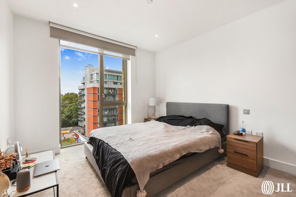 Apartment in London, Prince of Wales Drive, Clapham Junction - View 4