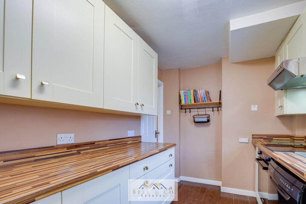 Netherthorpe Way, North Anston, Sheffield photo 4