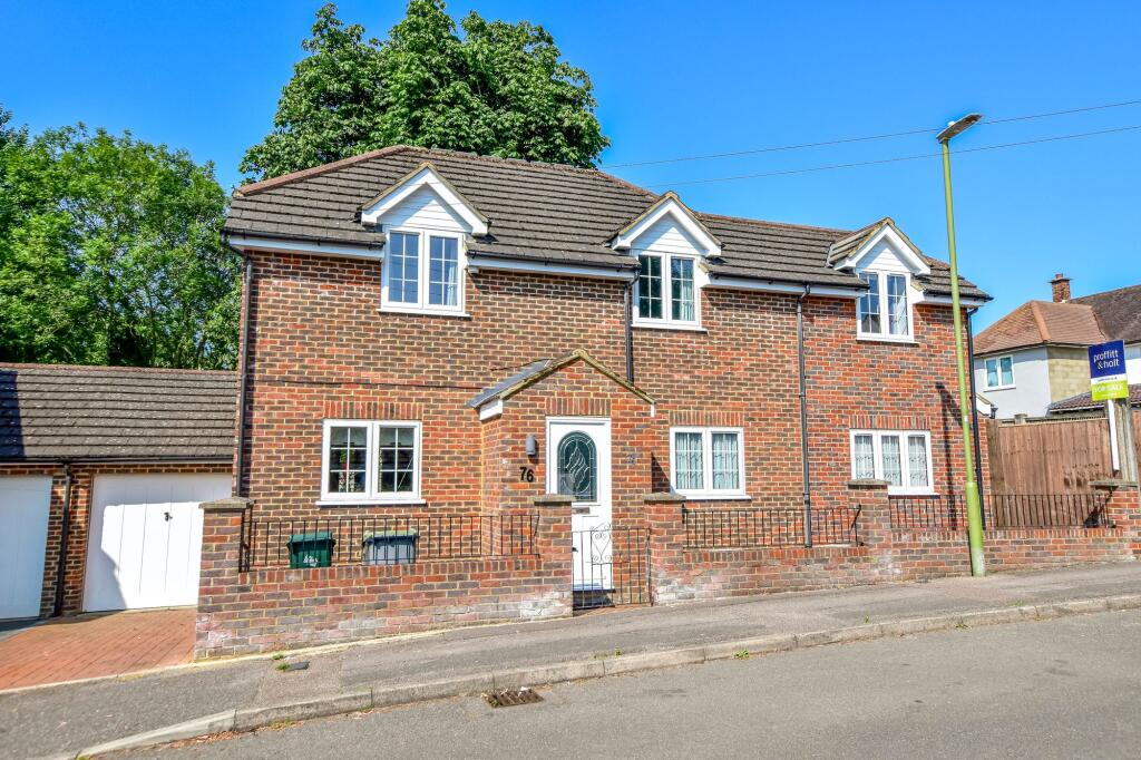 Main image of property: Oak Green, Abbots Langley, WD5