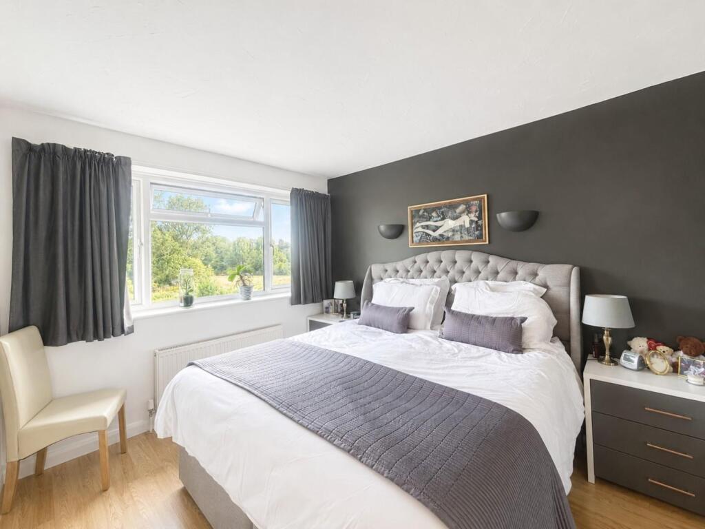 House in Stevenage - View 5