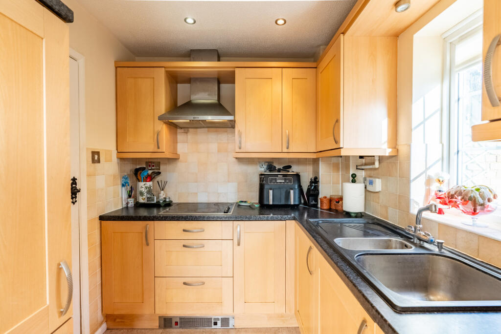 Additional image 6 of Tilsworth Walk, St. Albans, Hertfordshire, AL4