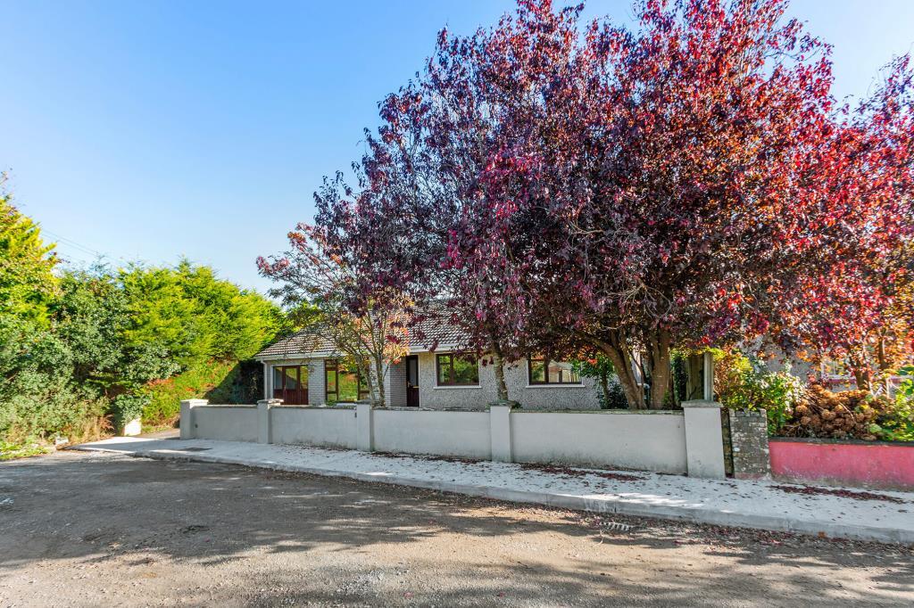 Main image of property: 1 Derrigra Crescent, Ballineen, Co Cork, P47 X248