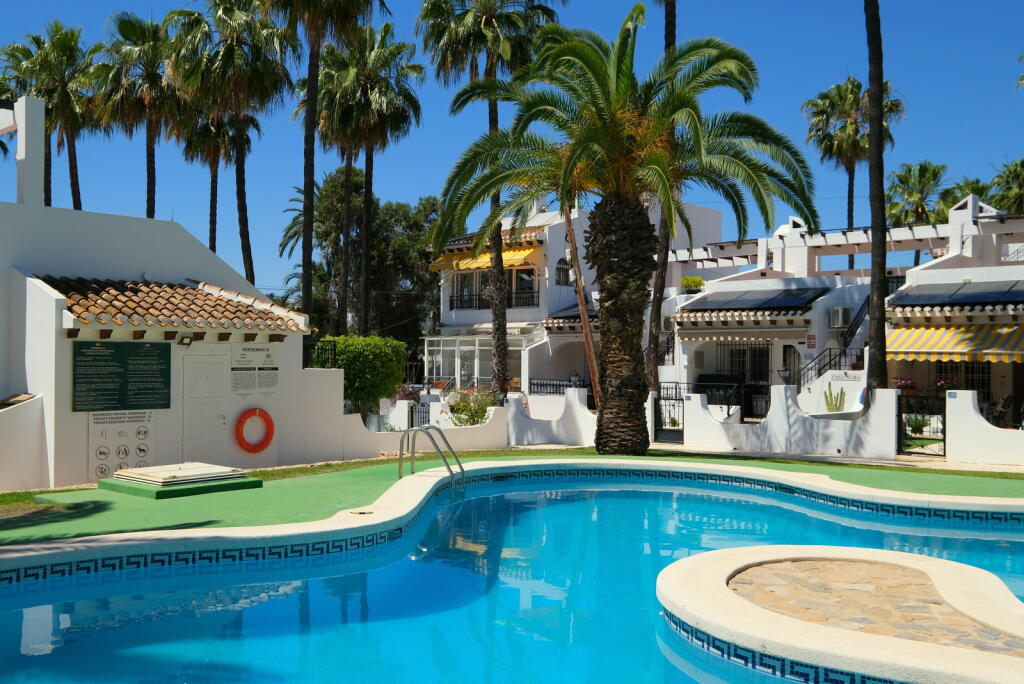 Main image of property: Valencia, Alicante, Villamartin