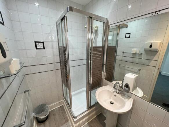 Private w/c and shower