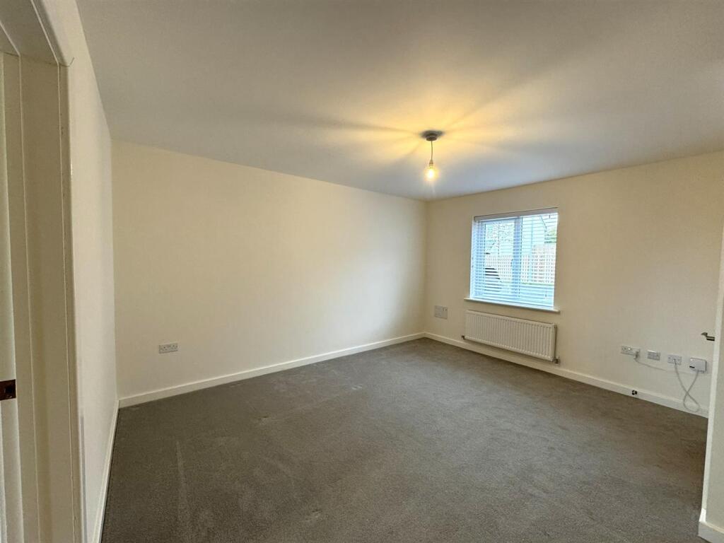 House in Plymouth - View 5