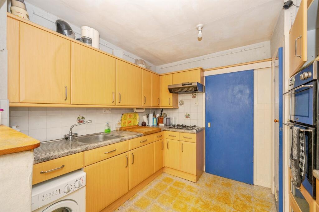 House in Derby - View 5