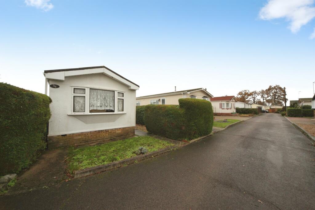 Main image of property: Little Meadow, Luton