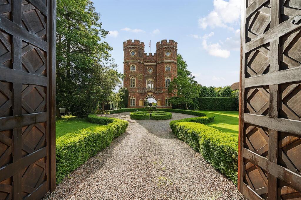Main image of property: Pelhams Walk, Esher