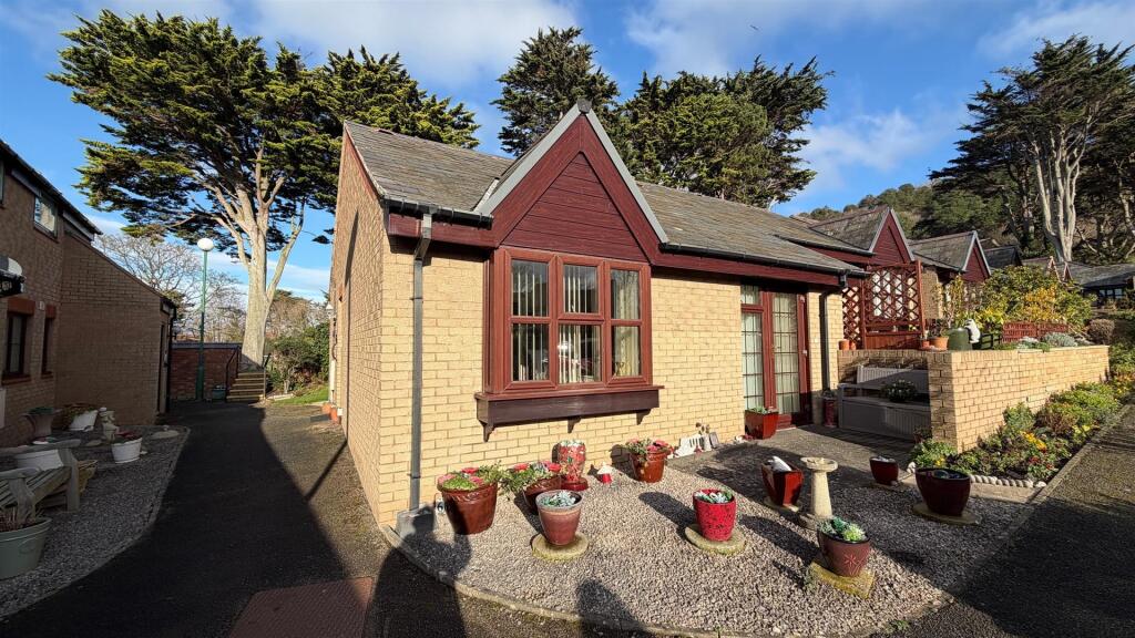 Main image of property: Maes Berllan, Craig y Don, Llandudno