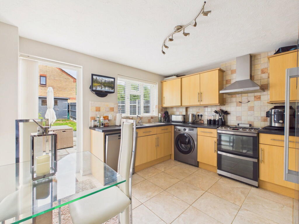 House in Redhill - View 2