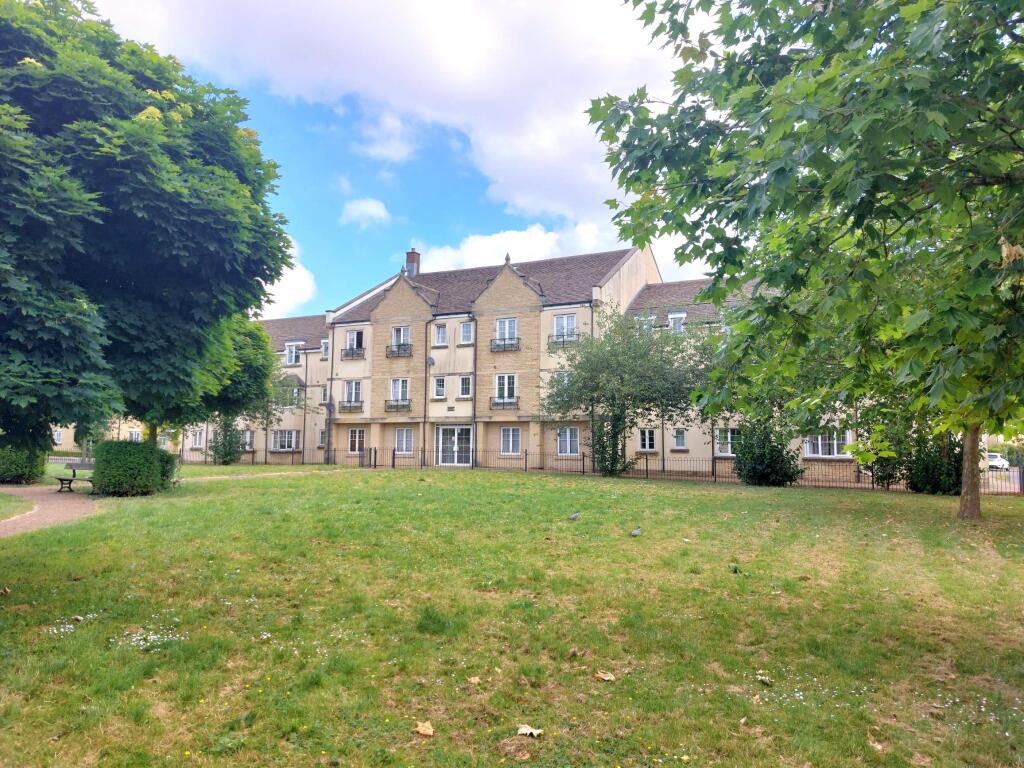 Main image of property: 34 Woodley Green, Witney, Oxfordshire