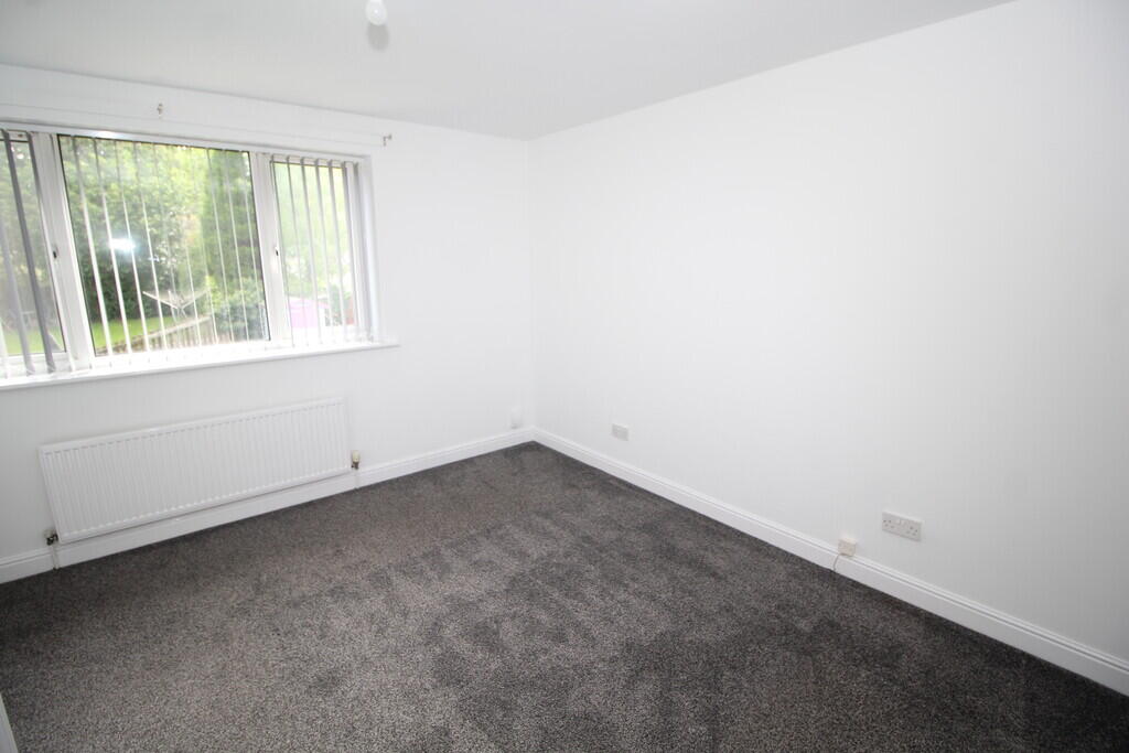 House in Wakefield - View 5