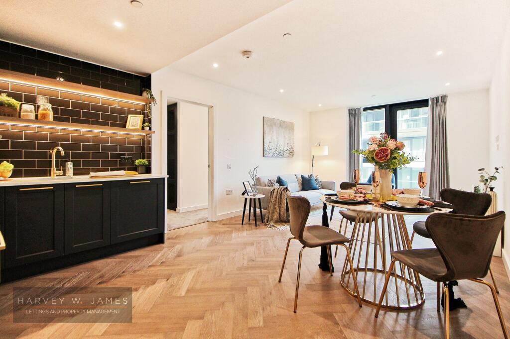 Main image of property: Gauging Square, London, E1W